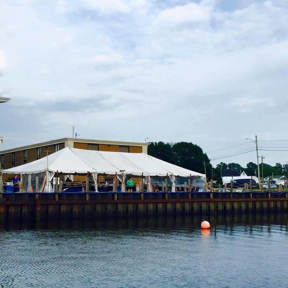 Seaport Resort And Marina Fairhaven Exterior photo